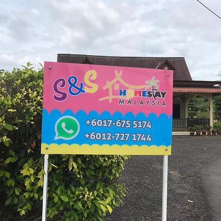 Opro S&S Homestay Pagoh Malay Only Muar Eksteriør billede
