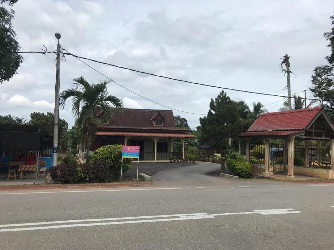 Opro S&S Homestay Pagoh Malay Only Muar Eksteriør billede